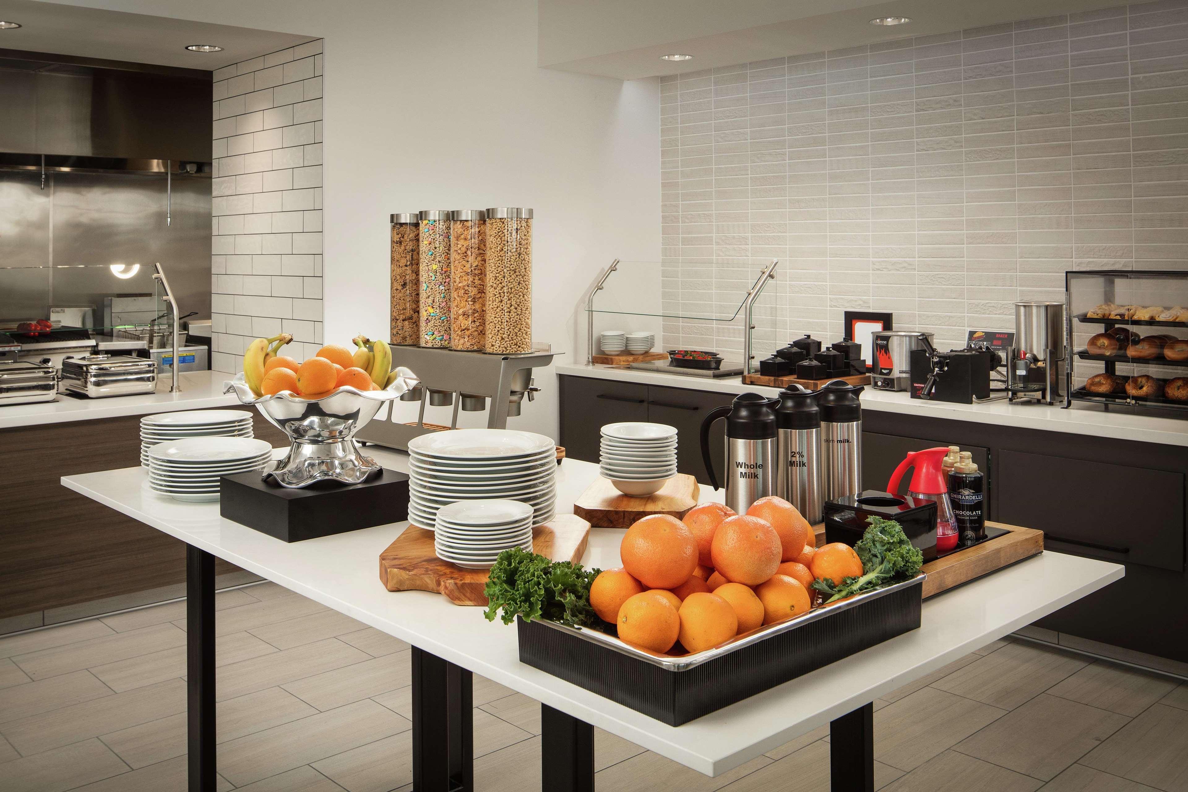 Hilton Garden Inn Sacramento Airport Natomas Exteriör bild