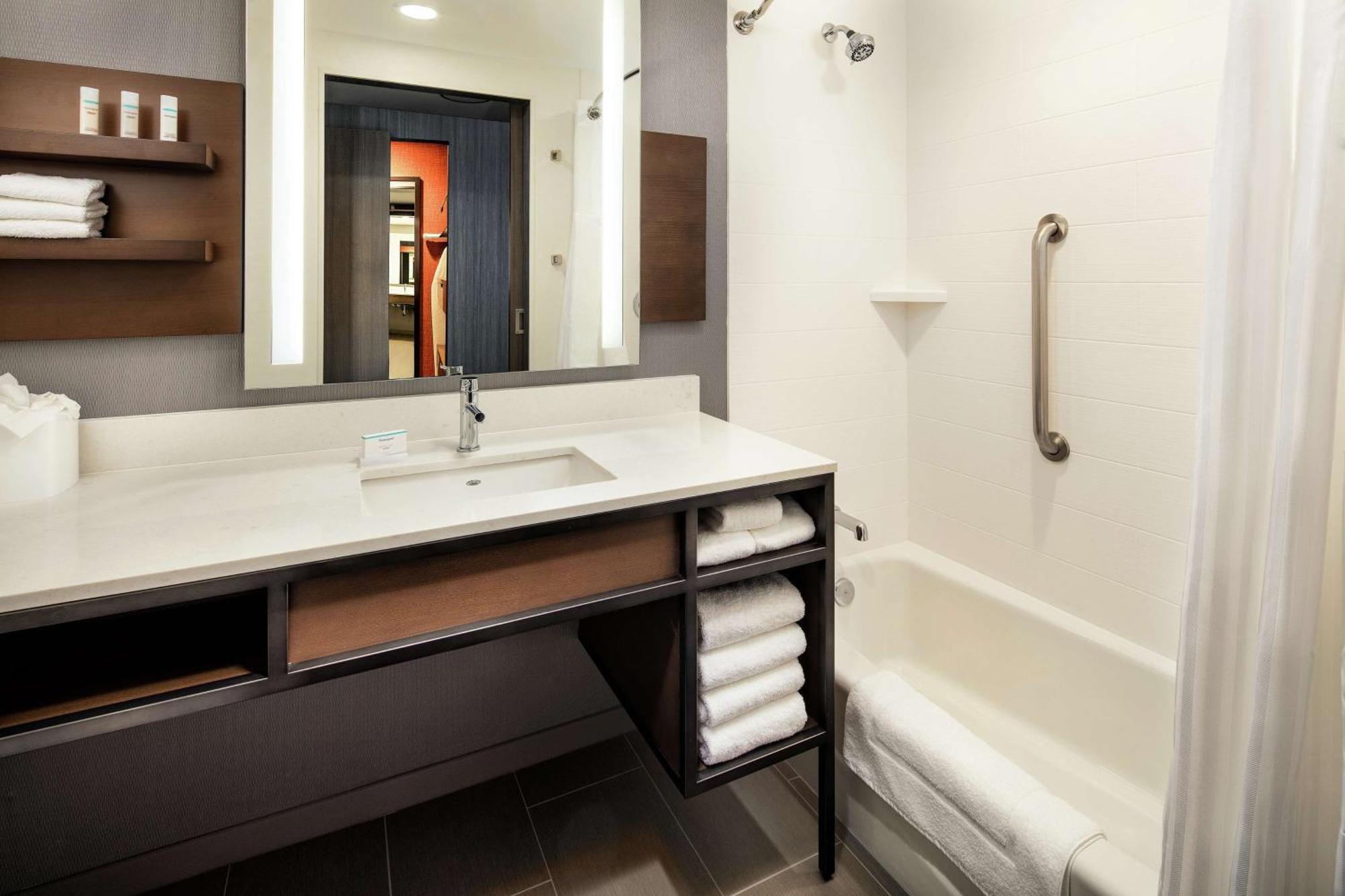 Hilton Garden Inn Sacramento Airport Natomas Exteriör bild